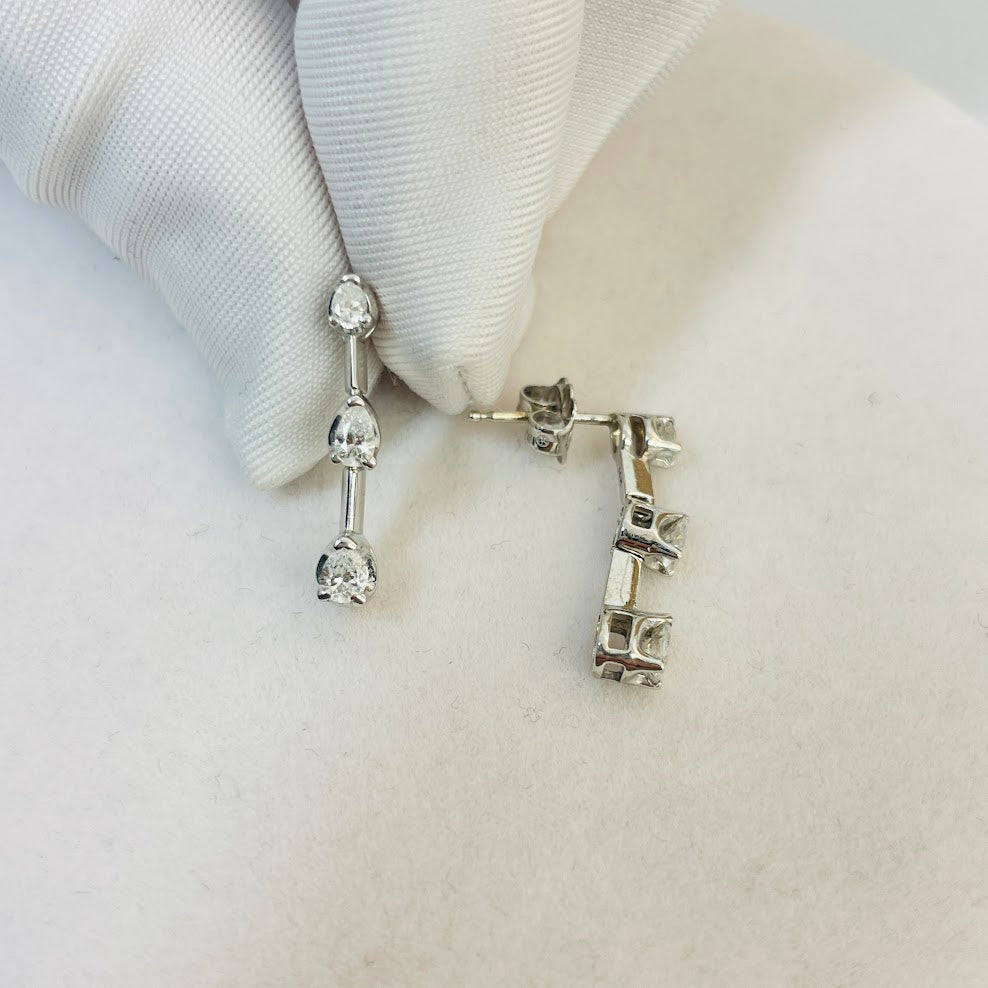 עגילי פס זהב 14K משובצים 0.30 קראט יהלומים טבעיים צבע F נקיון VS מק"ט 275