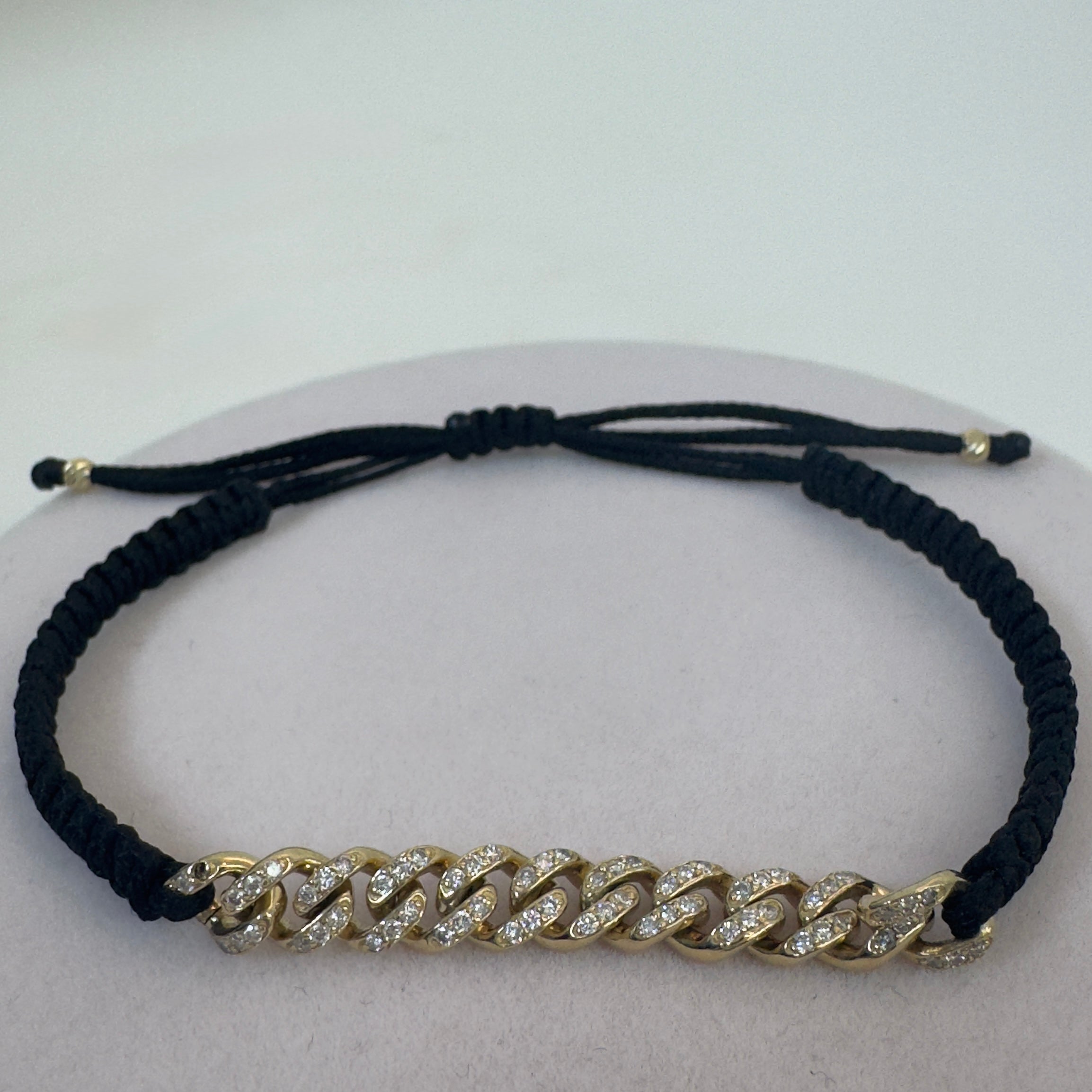 צמיד מקרמה עם צמיד קובני מזהב צהוב 14K משובץ יהלומים טבעיים 0.40 קראט צבע F נקיון VS מק"ט 725