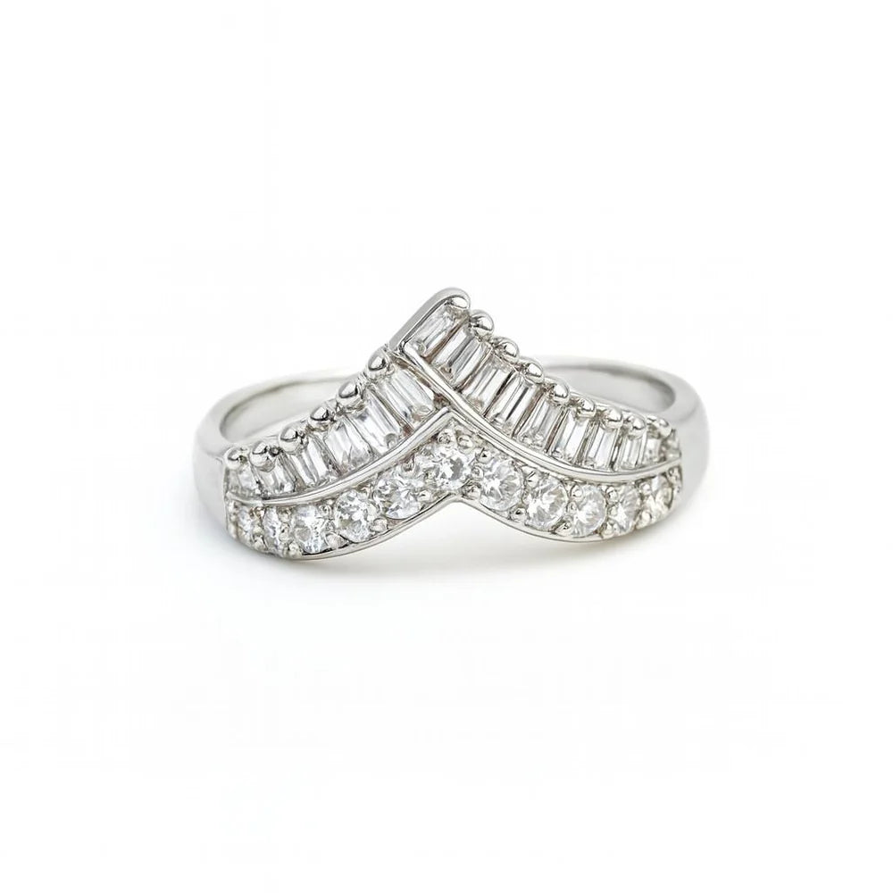 טבעת כתר יהלומים עגולים ובגטים טבעיים 0.65 קראט זהב 14K לבן מק"ט 806