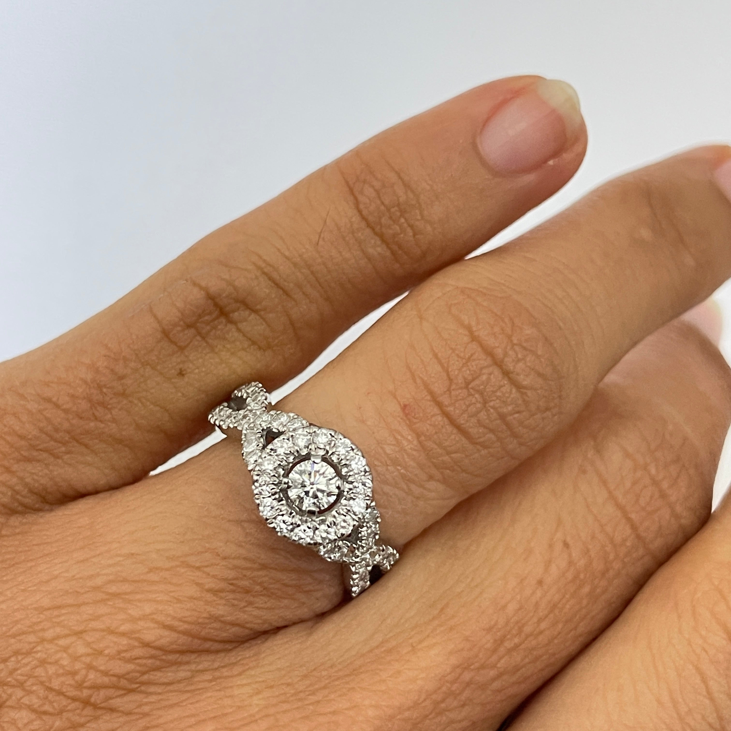 טבעת יהלומים טבעיים 1.10 קראט צבע F ניקיון VS זהב 14K לבן מק"ט 571