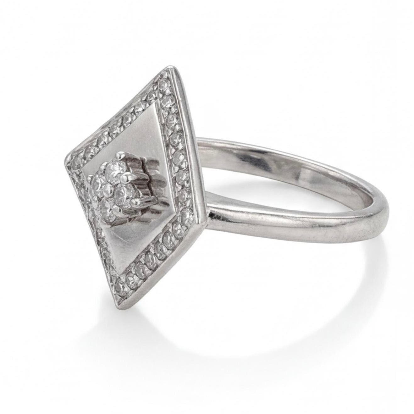 טבעת זהב 14K לבן יהלומים 0.20 קראט מק״ט 1004