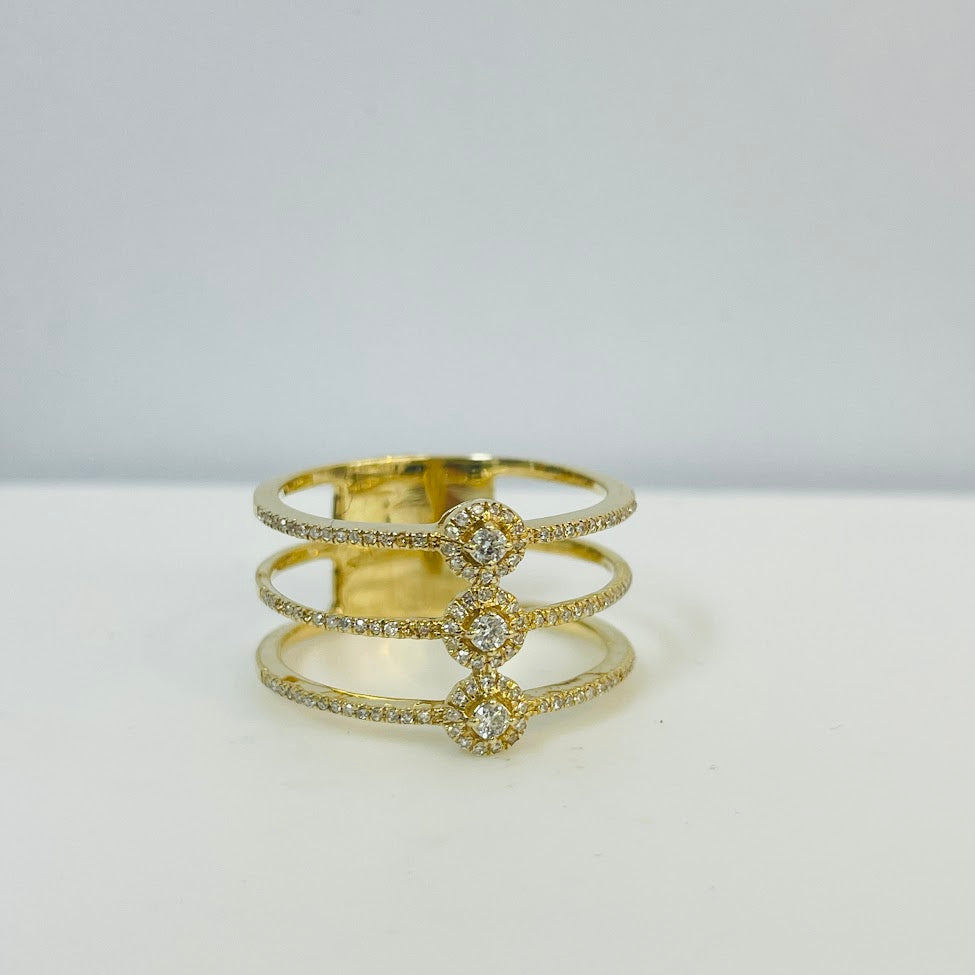 טבעת זהב צהוב 14K משובצת יהלומים טבעיים 0.25 קראט צבע E נקיון VVS מק"ט 276