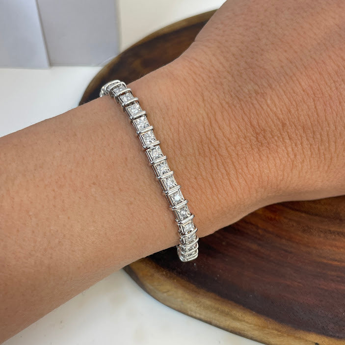 צמיד טניס זהב לבן 14K משובץ 2.50 קראט יהלומים טבעיים צבע F נקיוןVS מק"ט 455