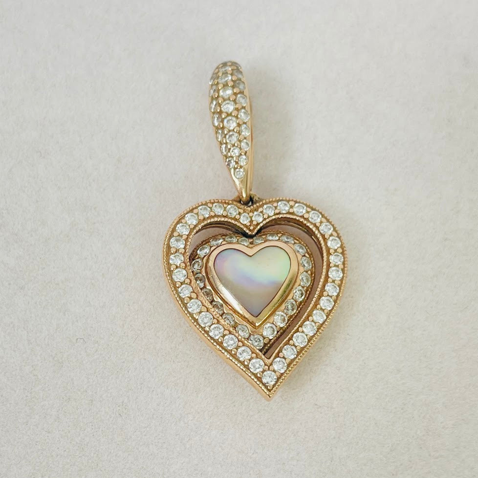 תליון זהב 14K רוז גולד משובץ באבן בצורת לב ויהלומים טבעיים במשקל 0.75 קראט צבע F ניקיון VS מק"ט 137