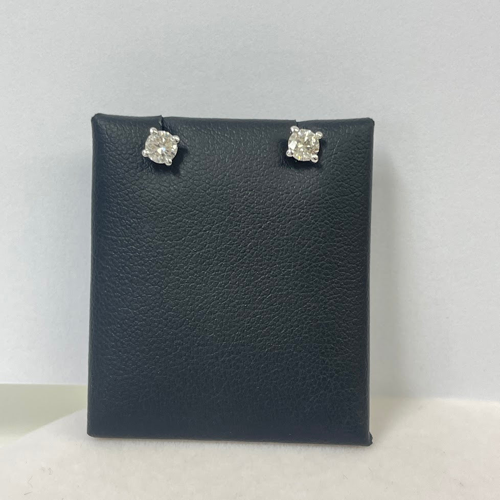 עגילי יהלומים טבעיים 0.84 קראט צמודים סוליטר צבע F ניקיון SI1 זהב 14K לבן מק"ט 491