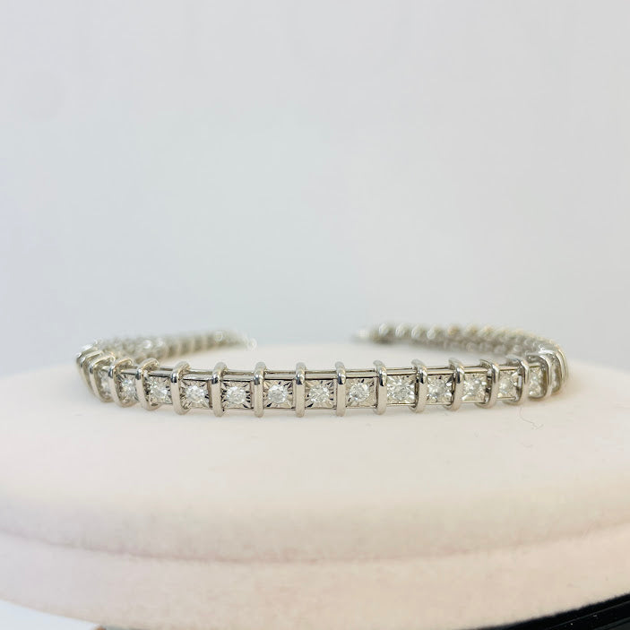 צמיד טניס זהב לבן 14K משובץ 2.50 קראט יהלומים טבעיים צבע F נקיוןVS מק"ט 455