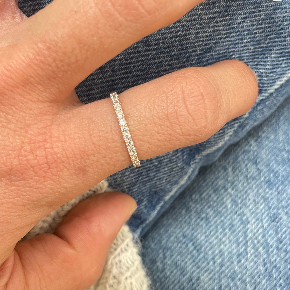 טבעת פס רוז גולד 14K משובצת 0.35 קראט יהלומים טבעיים צבע G נקיון VS