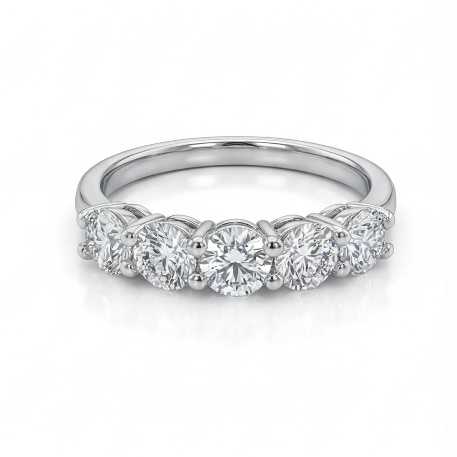 טבעת זהב 14K לבן חמישה יהלומים טבעיים 0.90 קראט מק״ט 1018