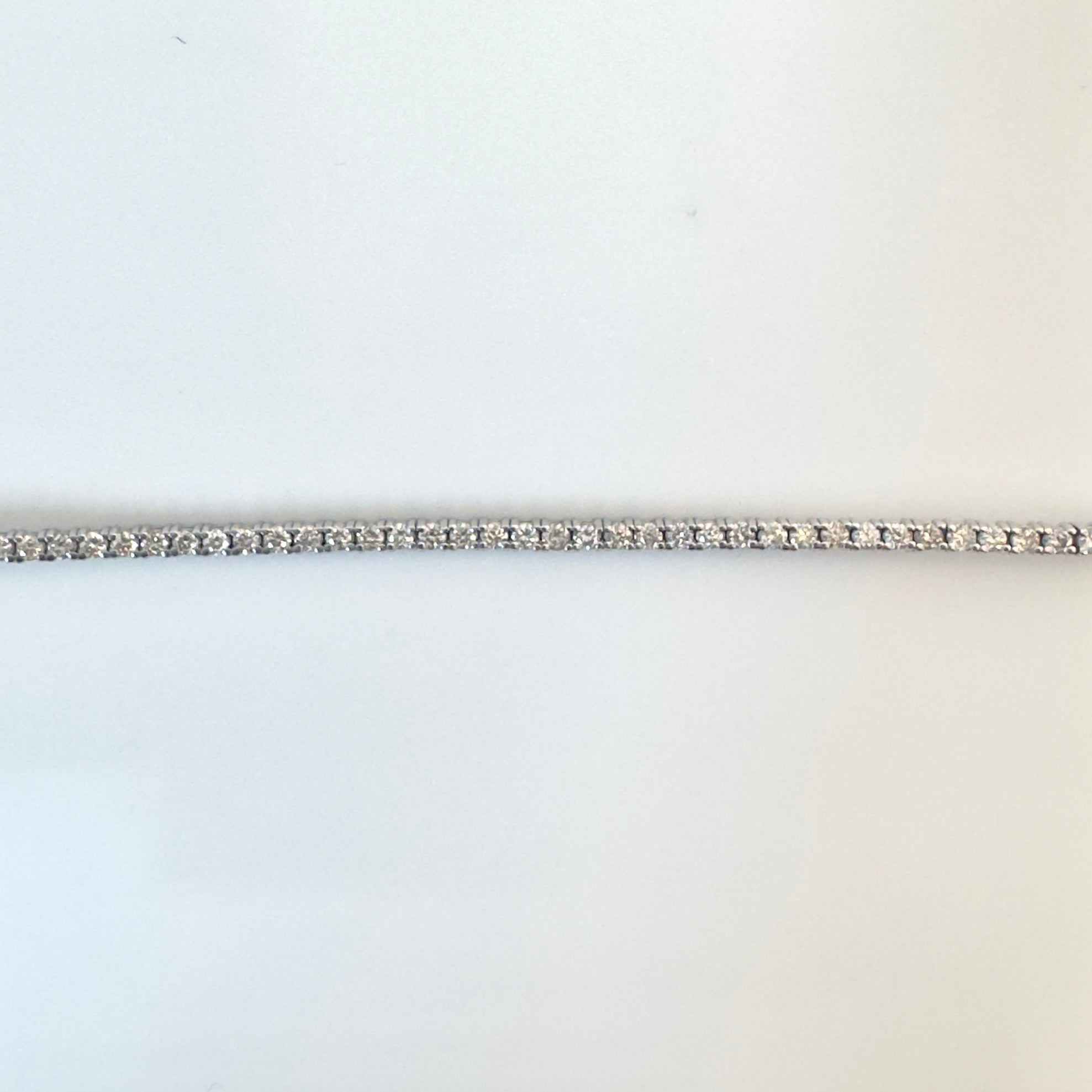 צמיד טניס יהלומים טבעיים 2.00 קראט יהלומים צבע F ניקיון VS זהב 14K לבן מק״ט 812