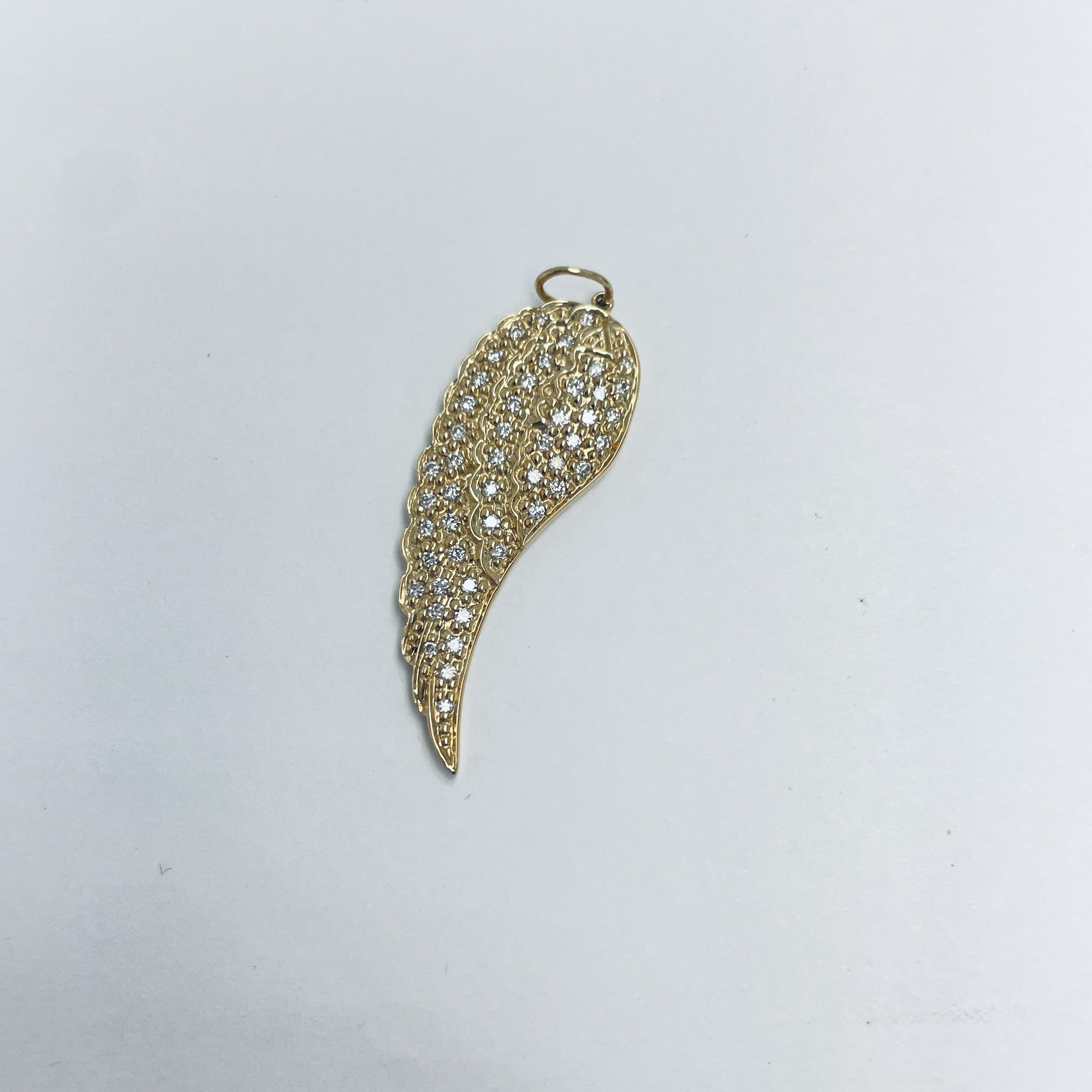 תליון יהלומים טבעיים בצורת כנף מלאך 0.29 קראט זהב צהוב 14K מק״ט 635