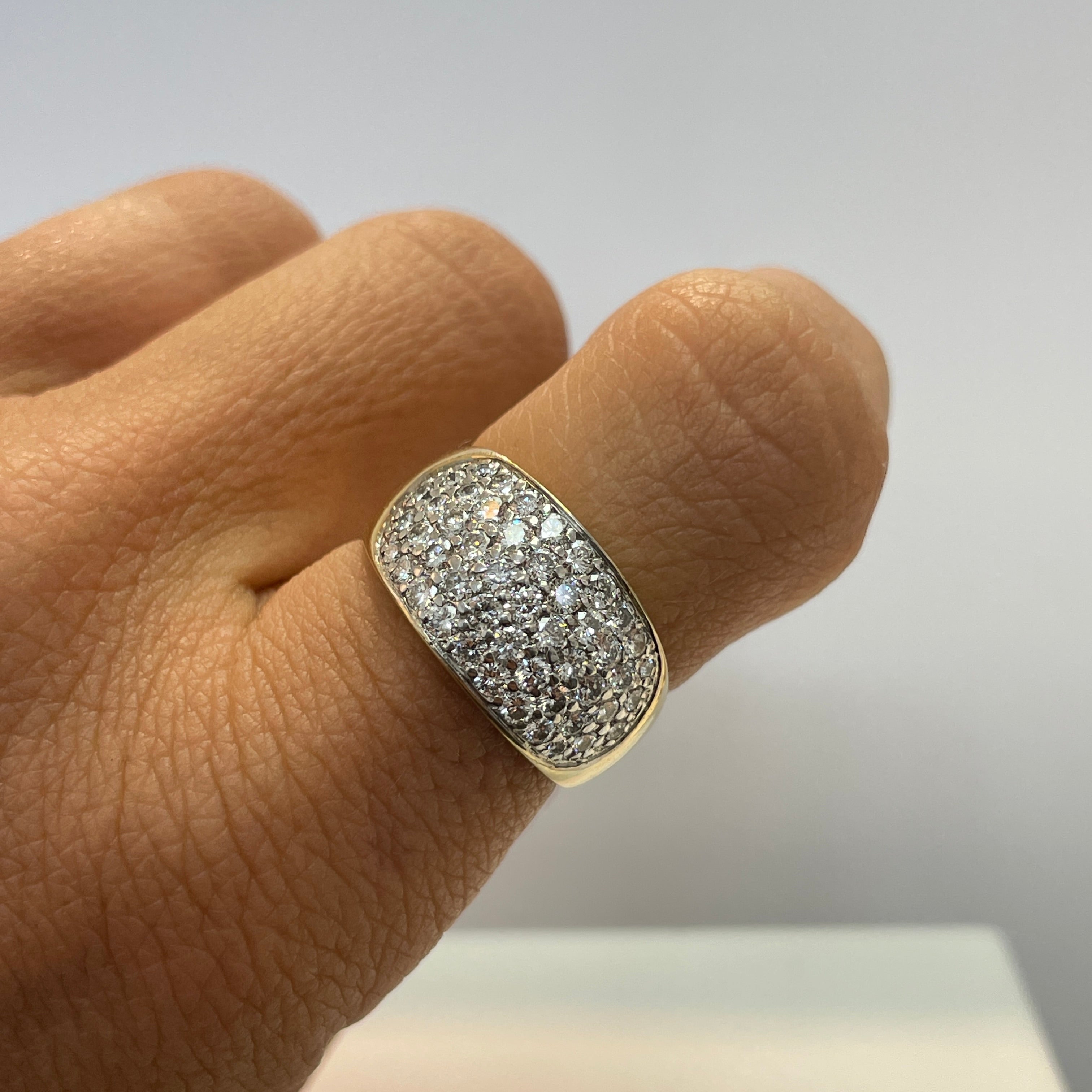 טבעת 5 שורות יהלומים טבעיים 1.00 קראט בעיצוב בלון צבע E-F ניקיון VVS זהב 14K צהוב מק"ט 539