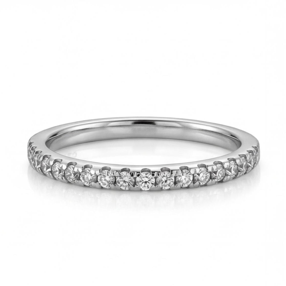 טבעת חצי פס זהב 14K לבן יהלומים מק״ט 975