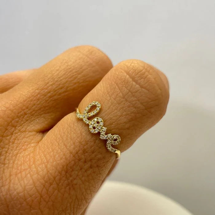 טבעת יהלומים טבעיים 0.10 קראט "Love" צבע F ניקיון VS זהב צהוב 14K מק"ט 598