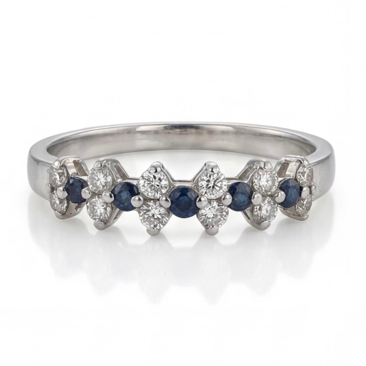 טבעת זהב 14K לבן יהלומים לבנים ושחורים מק״ט 995