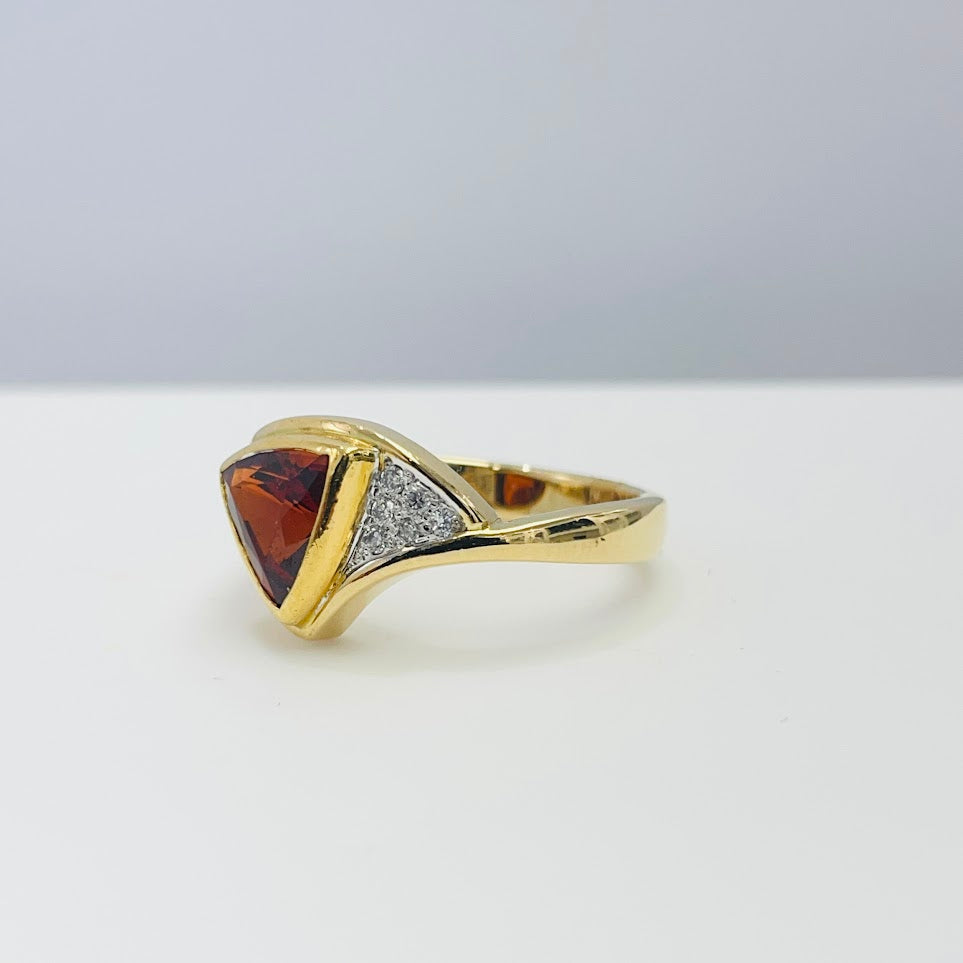 טבעת וינטג זהב צהוב 18K משובצת אבן חן 1.00 קראט ויהלומים טבעיים 0.07 צבע F נקיון VS מק"ט 117