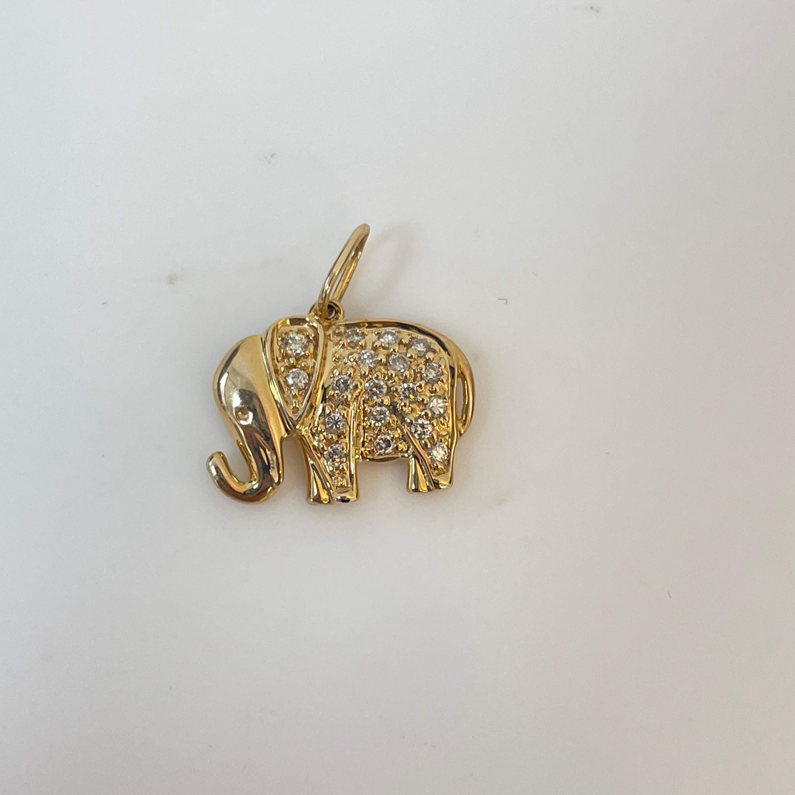 תליון יהלומים טבעיים בצורת פיל 0.09 קראט צבע F ניקיון VS-SI זהב 14K צהוב מק״ט 659