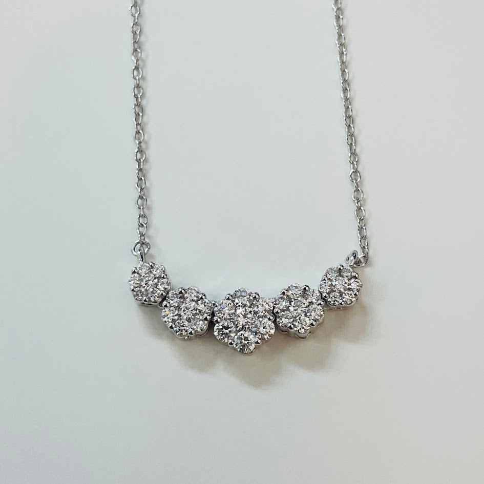 שרשרת פרחים זהב לבן 14K משובצת 0.50 קראט יהלומים טבעיים צבע F נקיון VS מק"ט 348