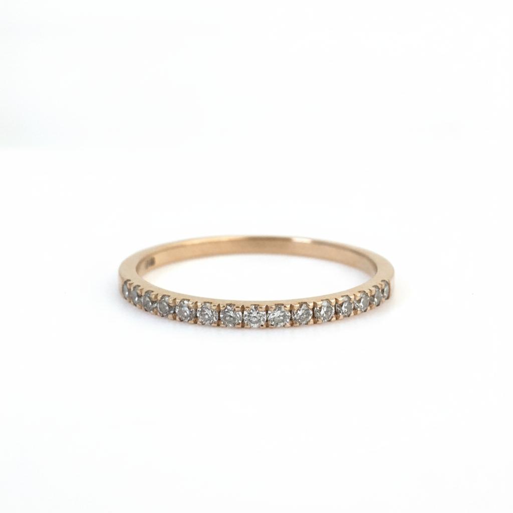 טבעת פס יהלומים טבעיים 0.12 קראט צבע F ניקיון VS זהב 14K רוז גולד מק״ט 808