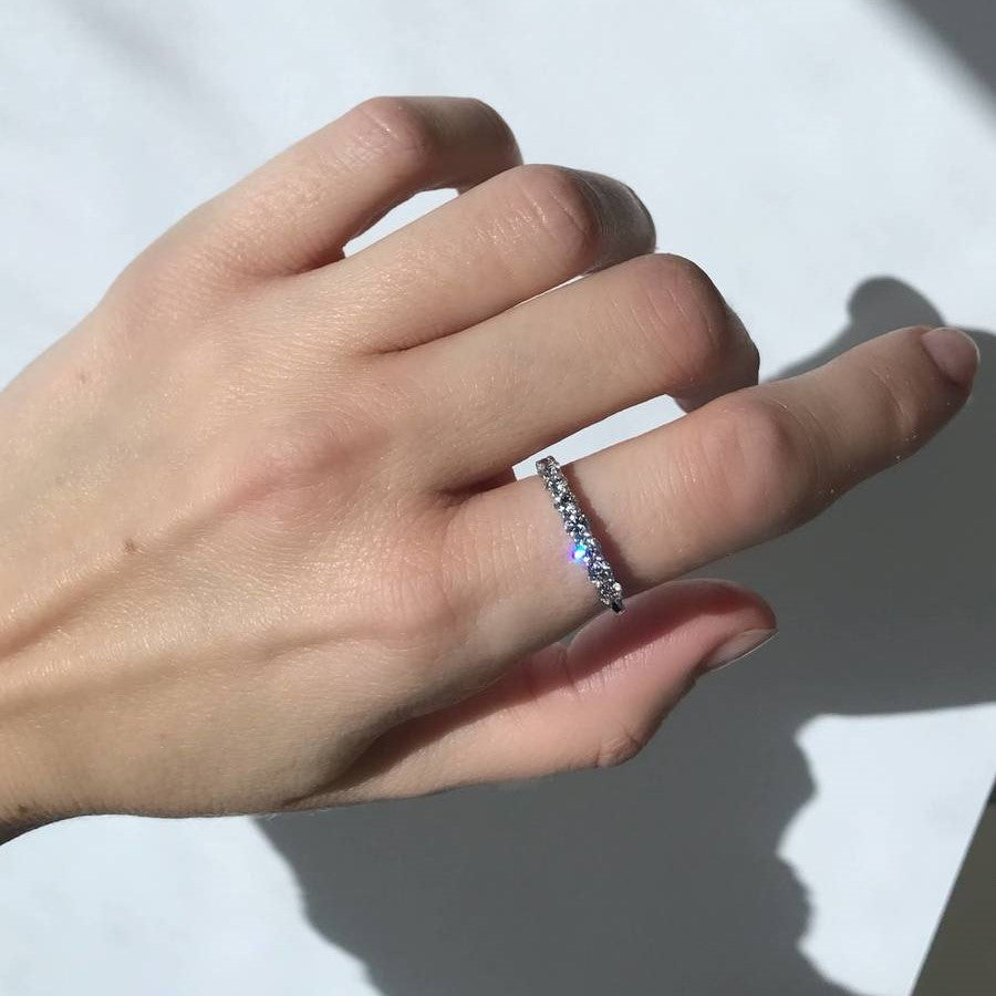 טבעת יהלומים חצי איטרניטי 0.70 קראט