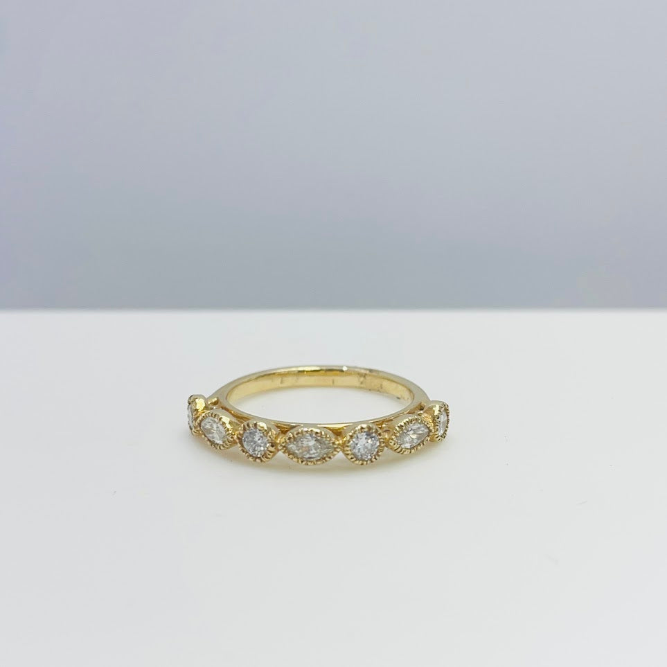 טבעת זהב צהוב 14K שיבוץ וינטג פס מרקיזות 0.50 קראט צבעF נקיון VS מק"ט R 2176