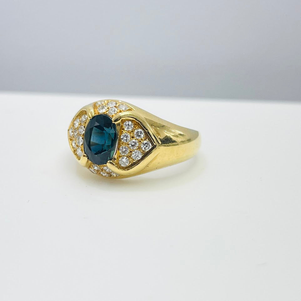 טבעת זהב צהוב 14K משובצת אבן מרכזית ספיר 1.00 קראט ויהלומים טבעיים 0.30 צבעE נקיון VS מק"ט 270