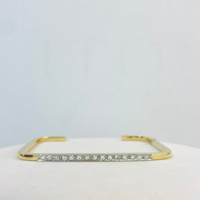 צמיד קשיח זהב צהוב 14K משובץ 0.35 יהלומים טבעיים צבע F נקיון VS מק"ט 446