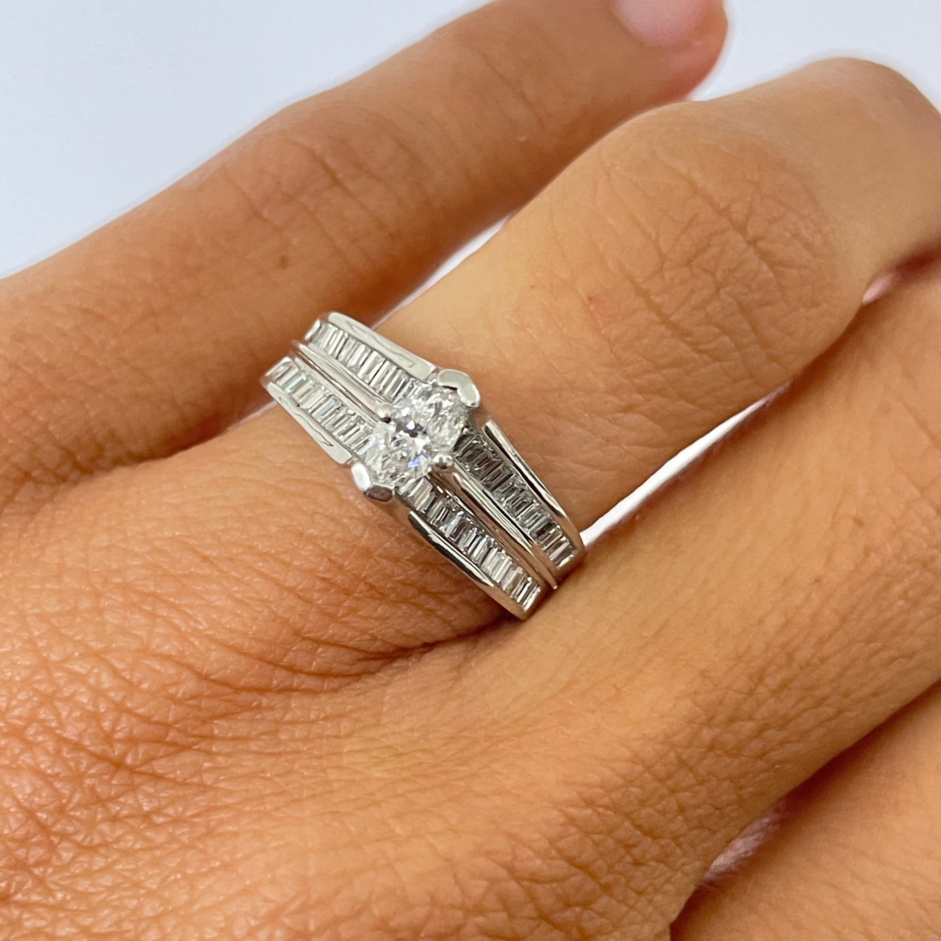 טבעת יהלום מרקיזה מרכזי 0.4 קראט צבע F ניקיון SI ויהלומי בגטים 0.6 קראט F VS זהב לבן 14K מק"ט 579