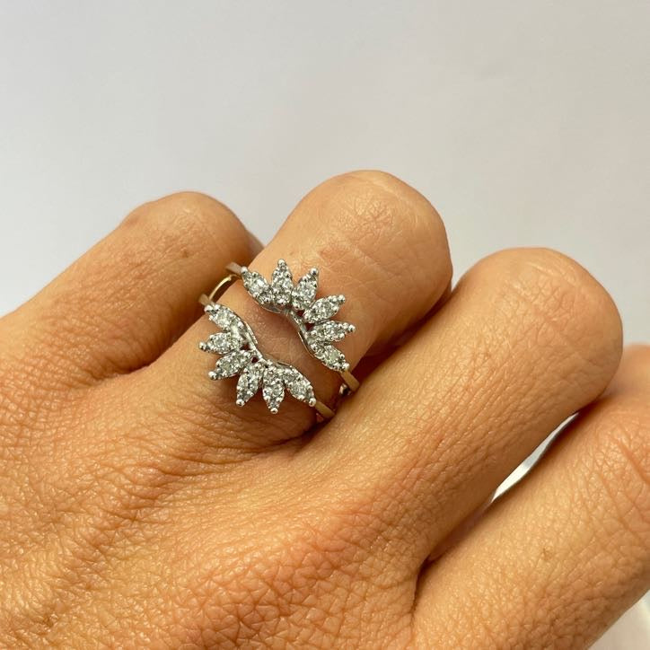 טבעת יהלומים טבעיים בצורת שמש 0.36 קראט צבע F ניקיון SI זהב 14K לבן מק״ט 562