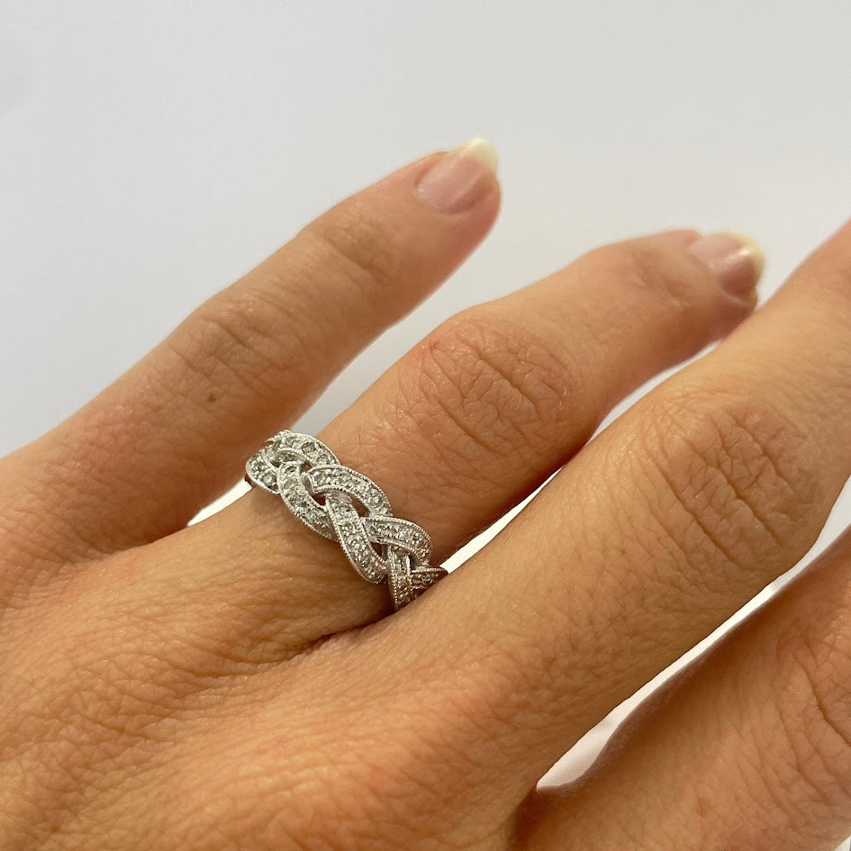 טבעת יהלומים טבעיים 0.33 קראט צבע F ניקיון VS זהב 14K לבן מק"ט 420