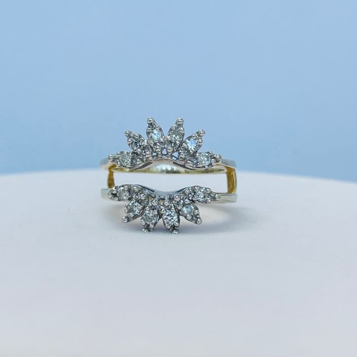 טבעת יהלומים טבעיים בצורת שמש 0.36 קראט צבע F ניקיון SI זהב 14K לבן מק״ט 562