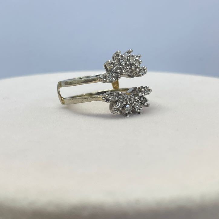 טבעת יהלומים טבעיים בצורת שמש 0.36 קראט צבע F ניקיון SI זהב 14K לבן מק״ט 562