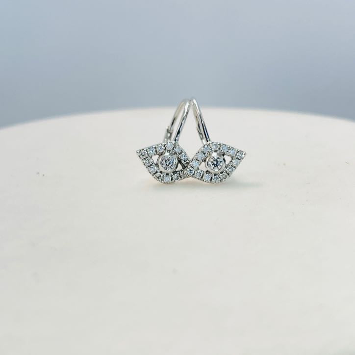 עגילי יהלומים טבעיים בעיצוב ״עין״ 0.25 קראט צבע F ניקיון VS זהב 14K לבן מק"ט 617