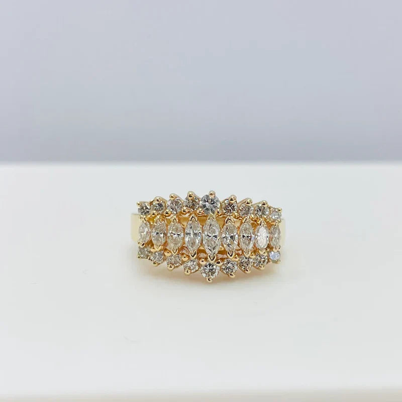 טבעת זהב צהוב 14K משובצת יהלומים טבעיים מרקיזות ועגולות 1.00 קראט צבע F נקיון VS מק"ט 449