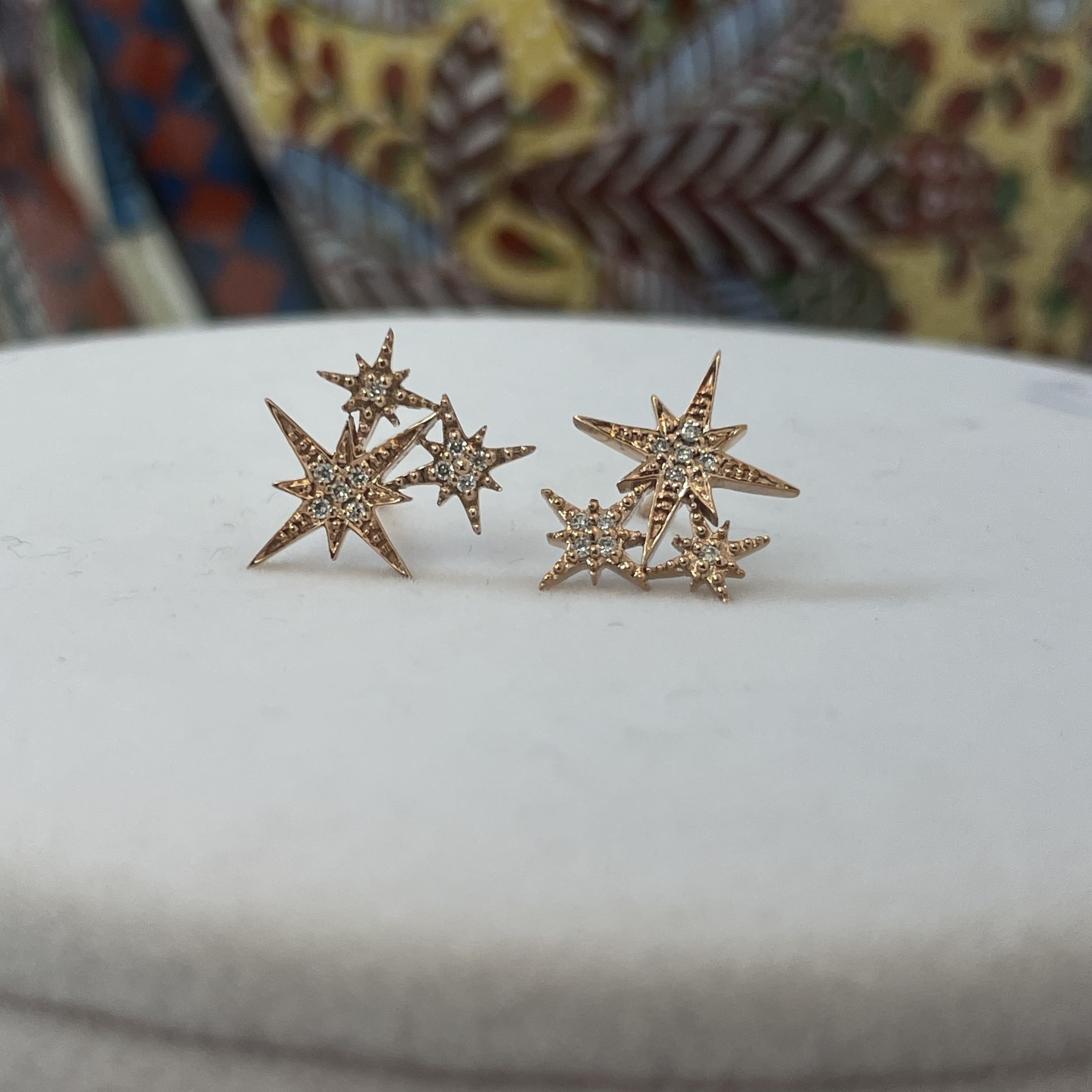 עגילים 3 כוכבים יהלומים טבעיים 0.08 קראט זהב 14K רוז גולד (מגיעים עם סוגרים) מק"ט 732