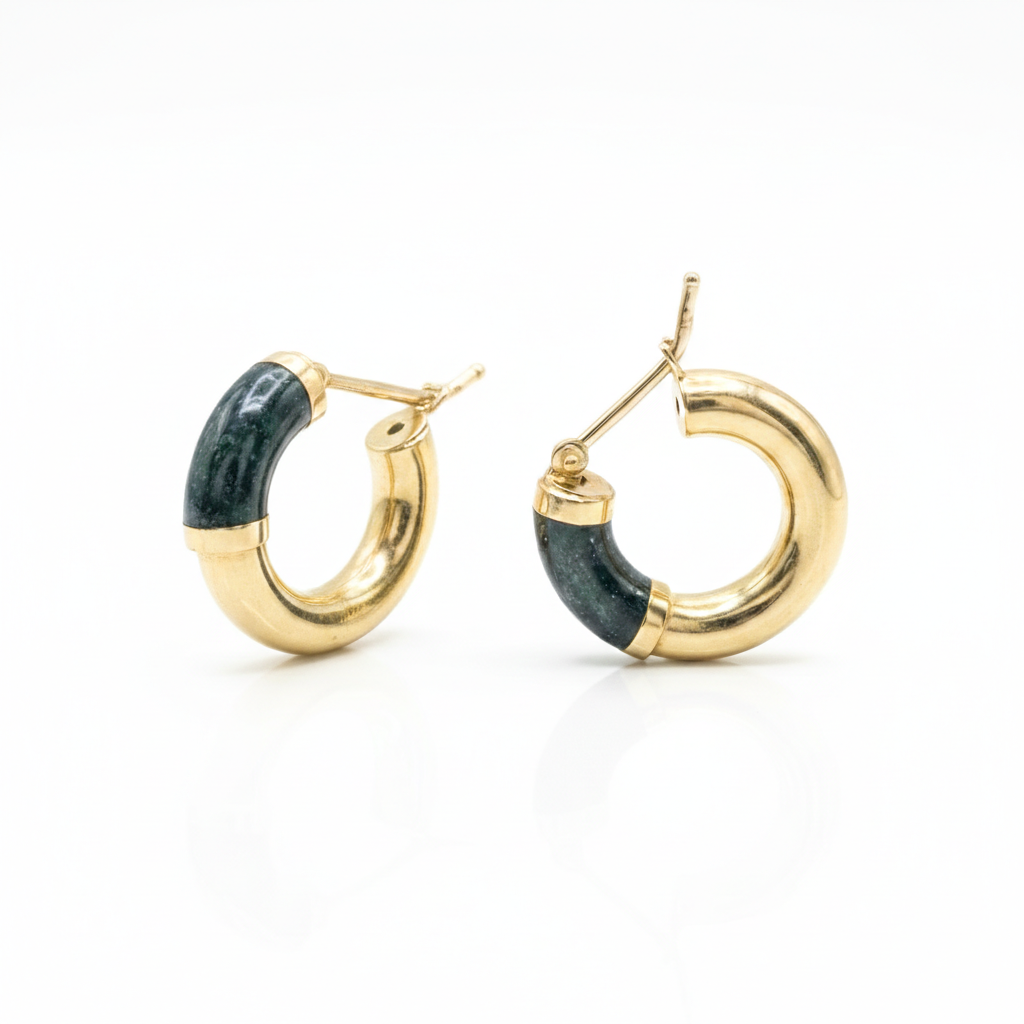 עגילי חישוק זהב 18K צהוב ואמייל כחול מק״ט 838