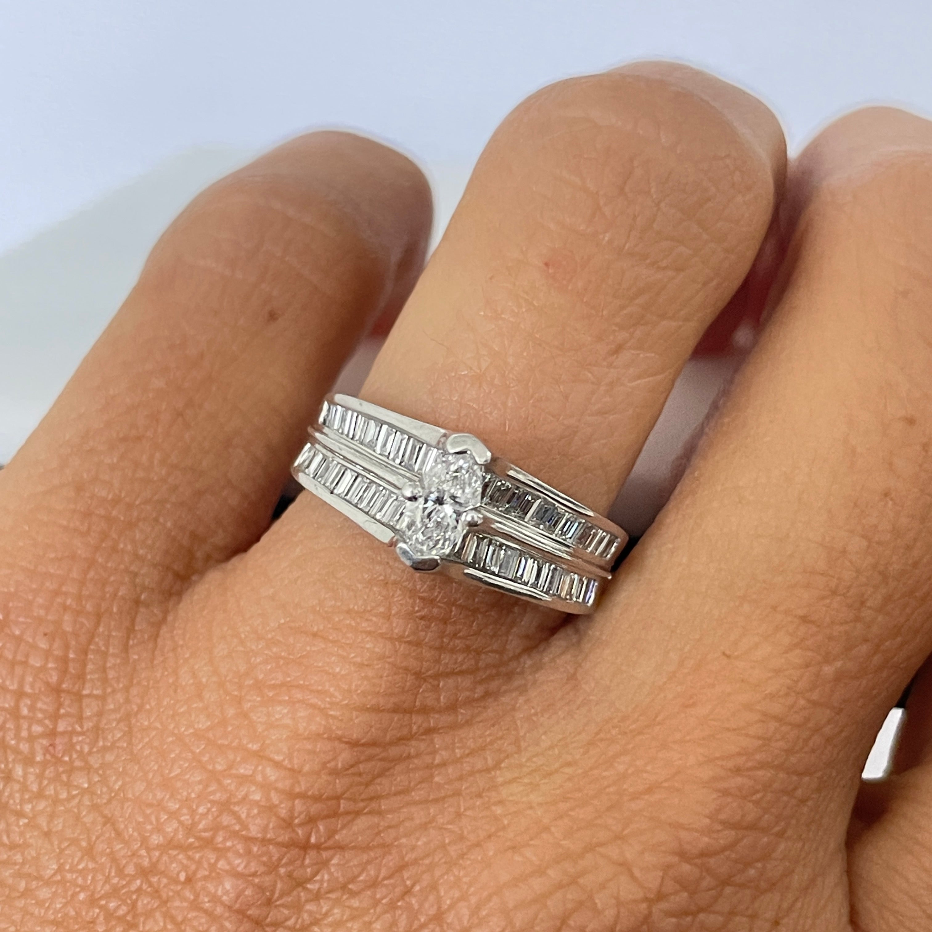 טבעת יהלום מרקיזה מרכזי 0.4 קראט צבע F ניקיון SI ויהלומי בגטים 0.6 קראט F VS זהב לבן 14K מק"ט 579