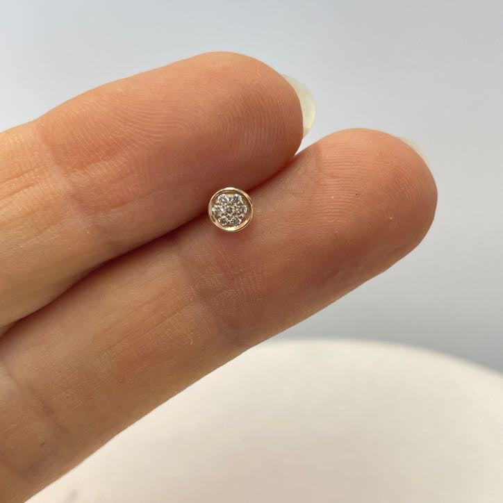 עגיל יהלומים טבעיים בודד 0.04 קראט צבע F ניקיון VS זהב 14K רוז גולד (העגיל מגיע עם סוגר) מק"ט 621