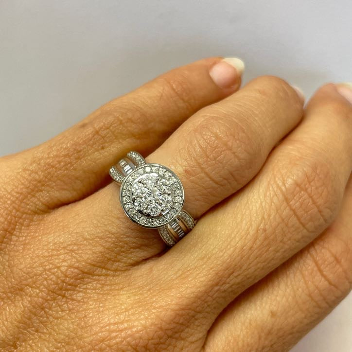 טבעת יהלומים טבעיים בעיצוב פרח 1.00 קראט צבע F ניקיון VS-SI זהב 10K לבן מק״ט 585